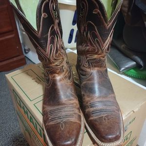 Ariat western boots, pink & green accent size 9.5B